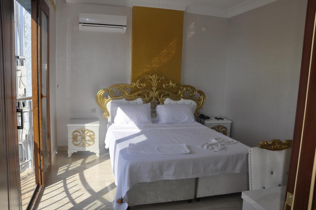 Alev Palace Otel Arsuz Szoba fotó