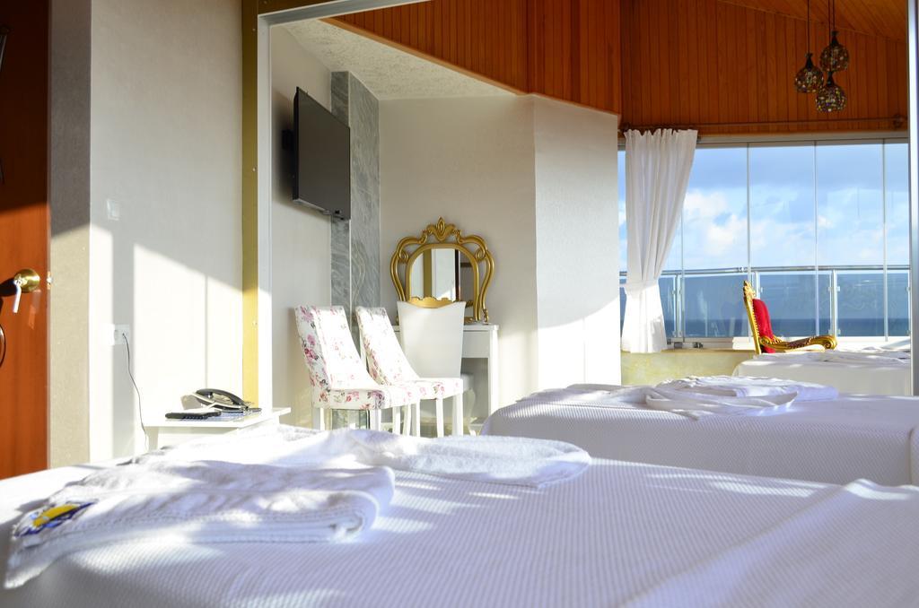 Alev Palace Otel Arsuz Szoba fotó