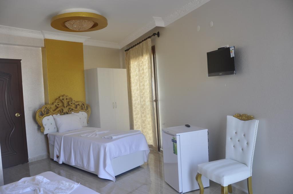 Alev Palace Otel Arsuz Szoba fotó