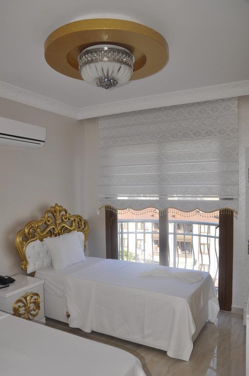 Alev Palace Otel Arsuz Szoba fotó