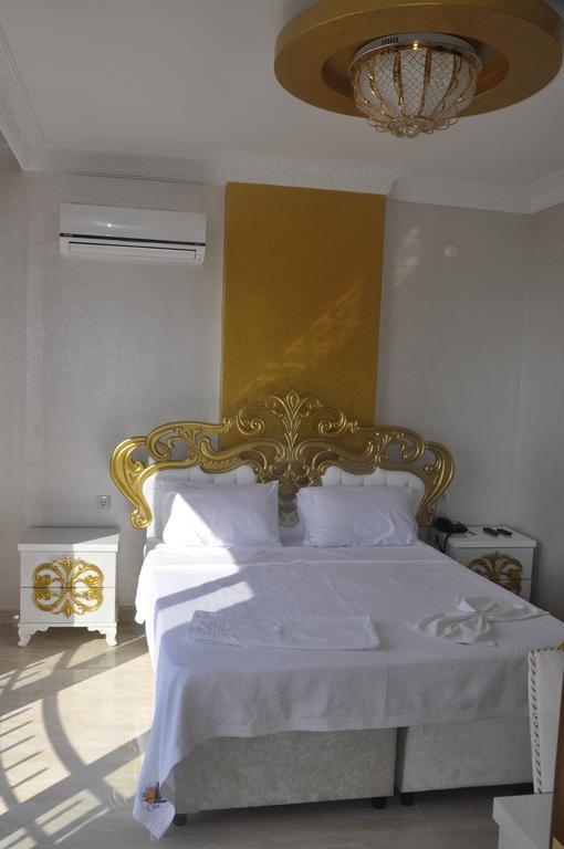 Alev Palace Otel Arsuz Szoba fotó